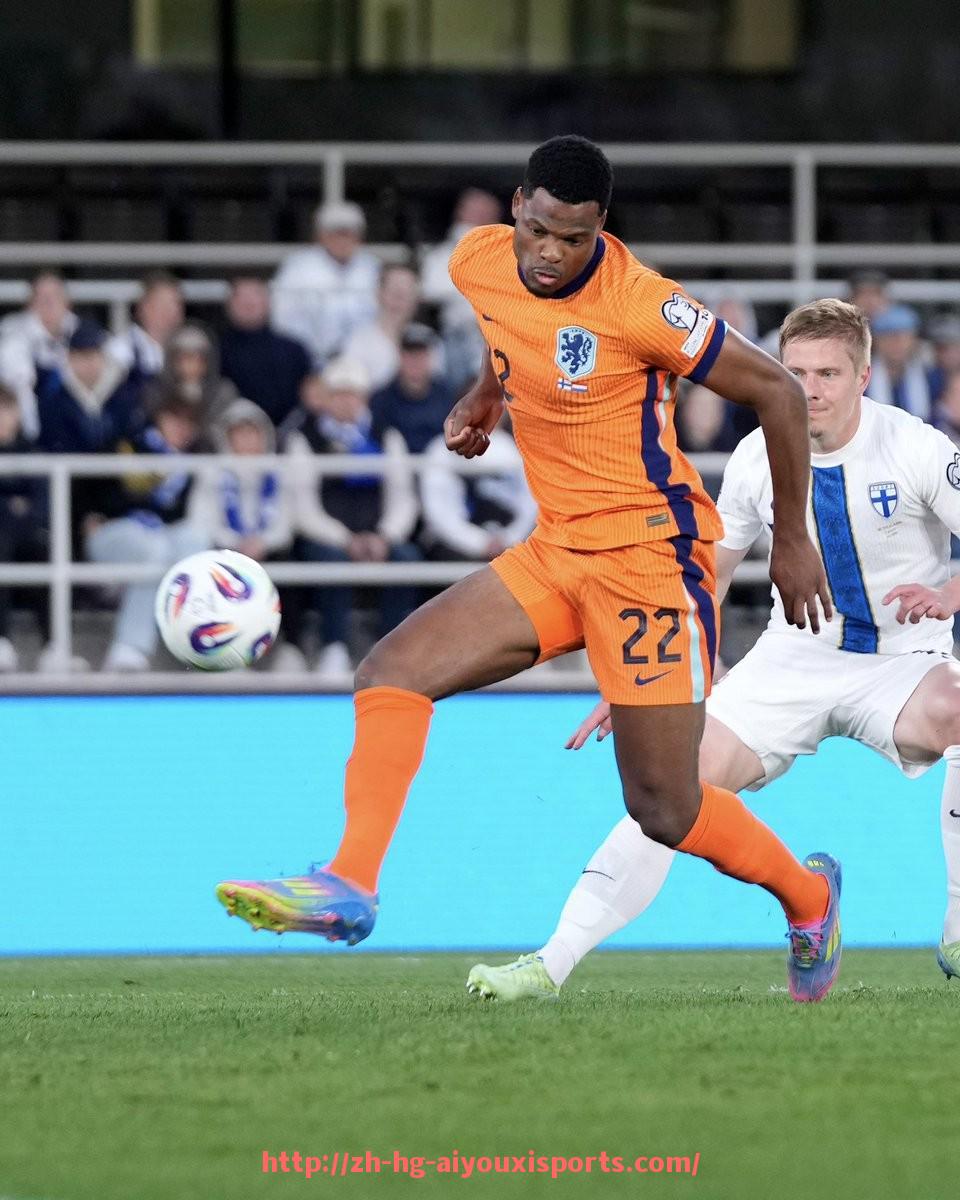 爱游戏体育官网-西甲联赛第18轮：西甲联赛第18轮的赛况与赛后分析