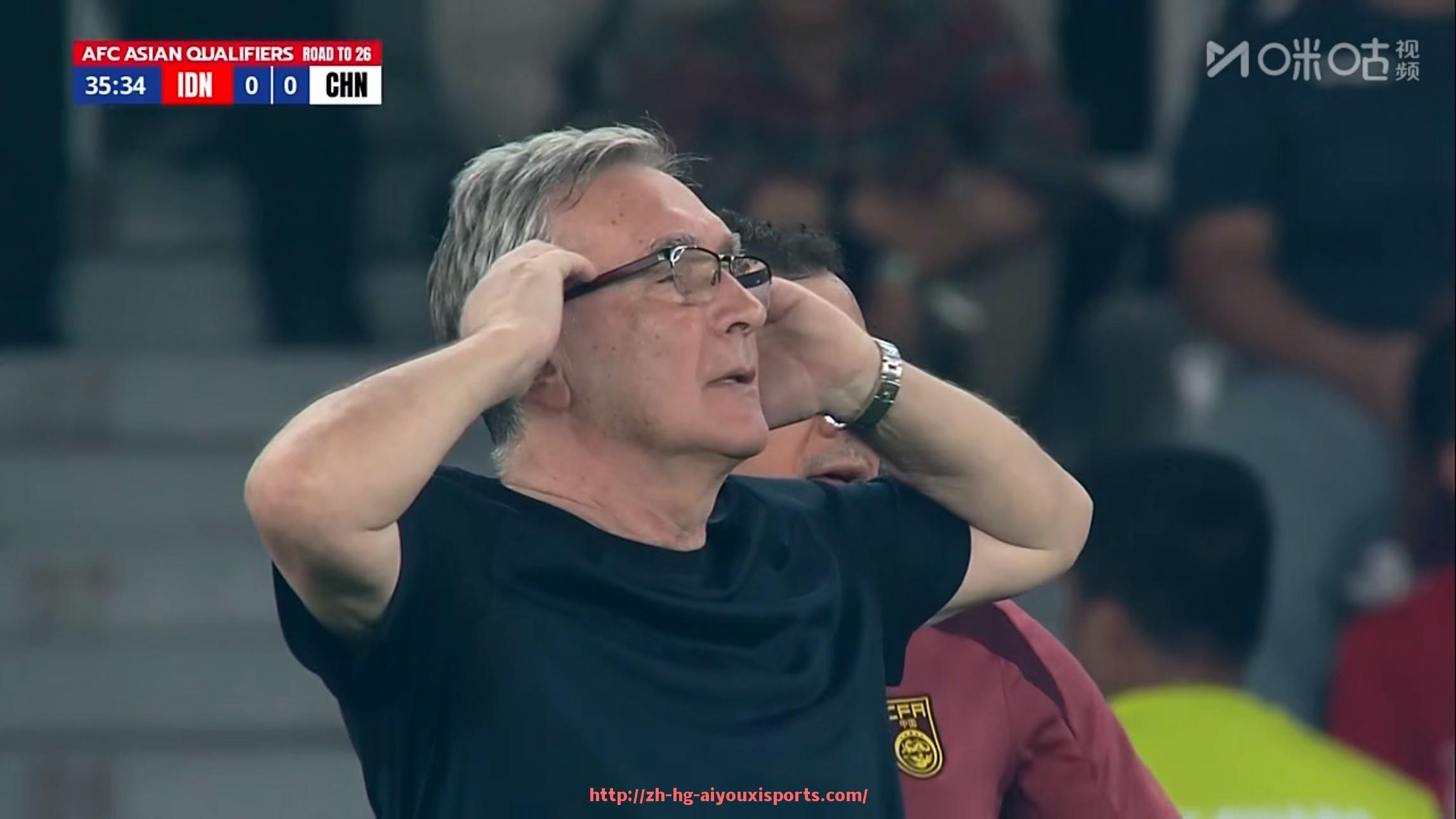 爱游戏体育官网-意甲球队训练基地与日常训练细节揭秘